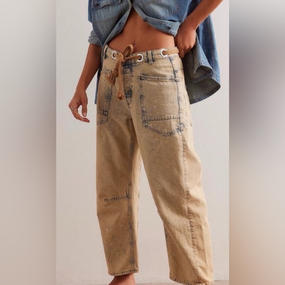 Free People, We the Free
Moxie Barrel Jeans, 
washed, never worn 
size 26
Cowby - Picture 3 of 10